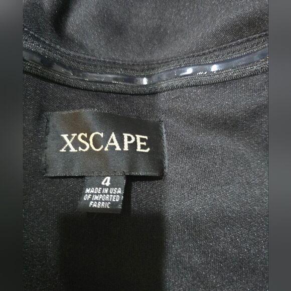 Xscape Jessie Short Scuba Off the Shoulder Ruffle Dress NWOT Size 4 Black - Picture 5 of 5